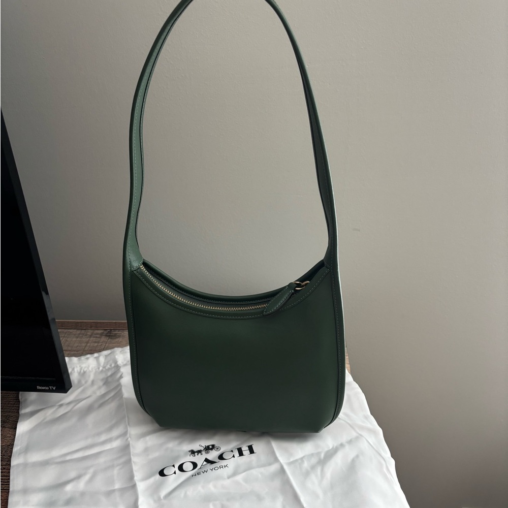 Coach curve zip bag Hunter Green